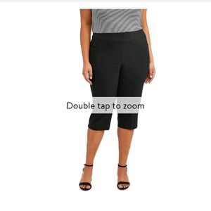 Plus Size Stretch Woven Capri with Tummy Contol